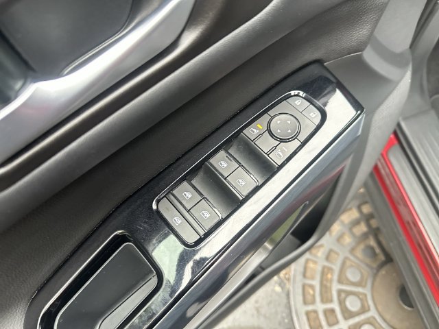 Used 2024 Nissan Pathfinder SL AWD/4WD image 24