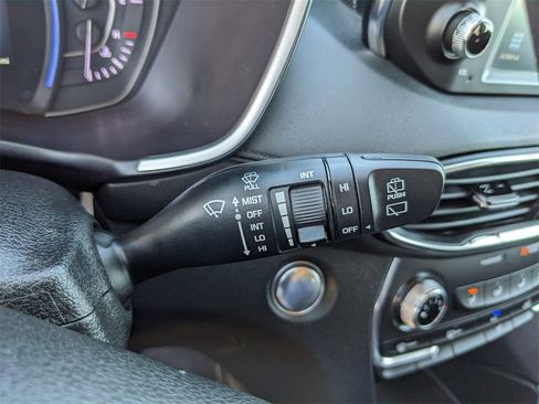 Used 2020 Hyundai Santa Fe SEL image 33