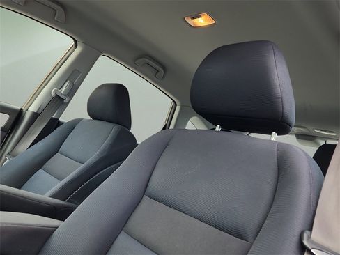 Used 2011 Honda CR-V LX image 17