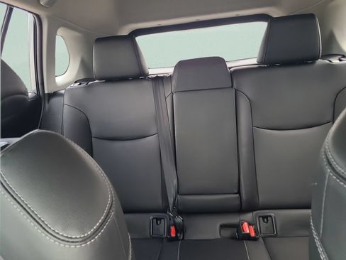Certified 2023 Toyota Corolla Cross XLE w/ Convenience Package FWD image 10
