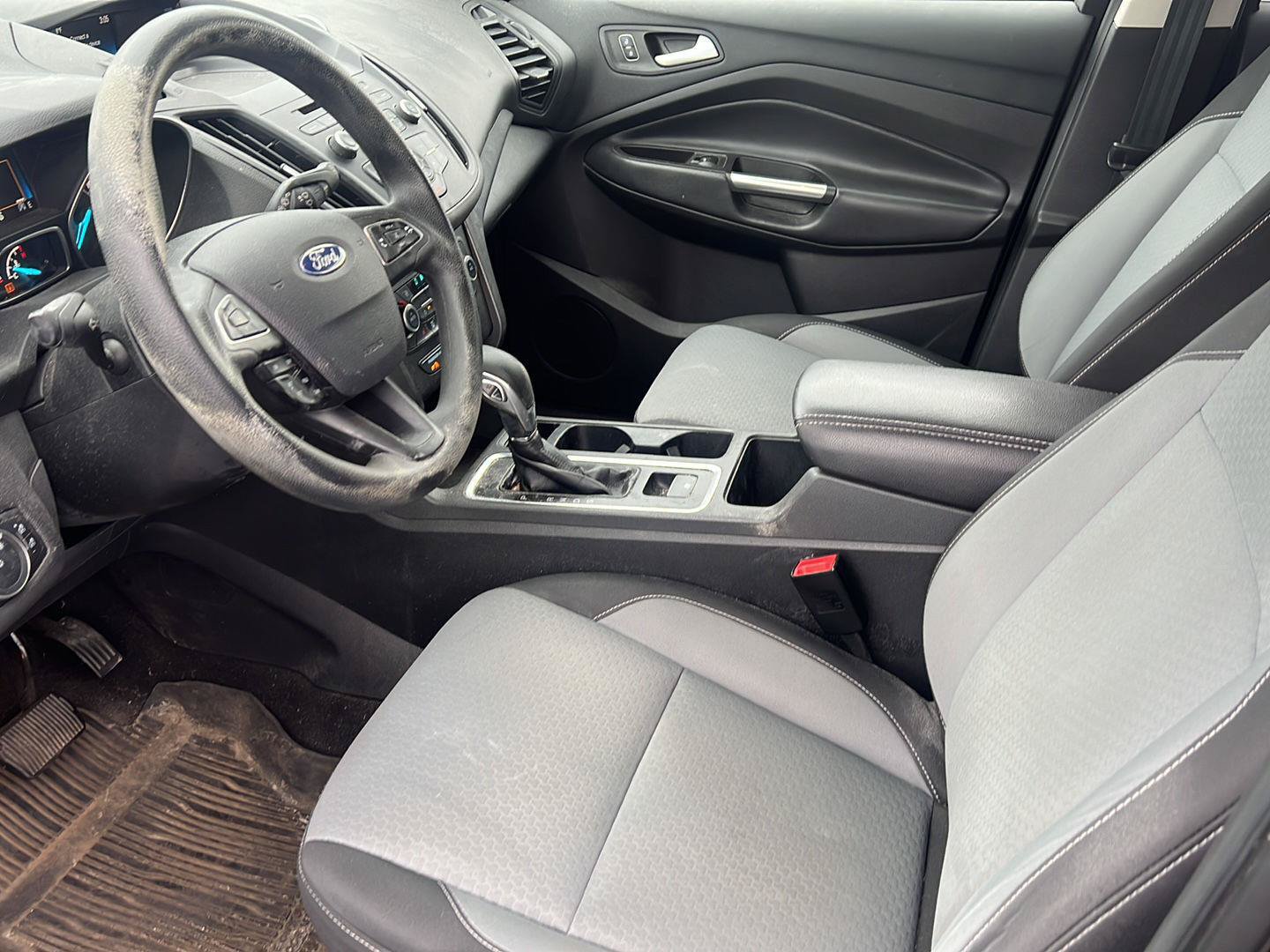 Used 2018 Ford Escape SE AWD/4WD image 16