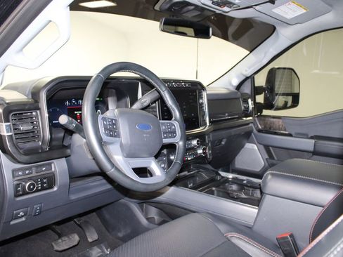 Used 2024 Ford F250 Lariat w/ Lariat Ultimate Package image 29