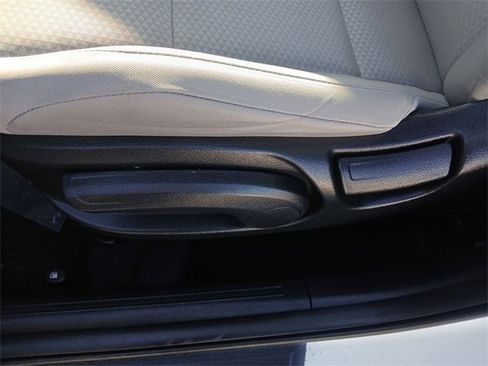 Certified 2023 Kia Soul LX w/ LX Technology Package image 12