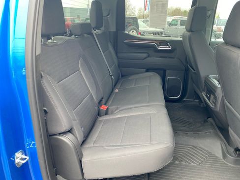 Used 2023 Chevrolet Silverado 1500 LT Trail Boss w/ LPO, Dark Essentials Package image 27