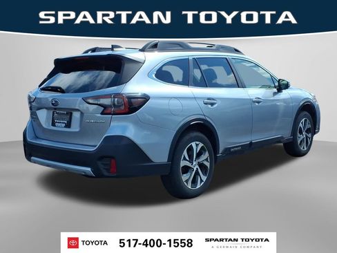Used 2022 Subaru Outback Limited AWD/4WD image 7