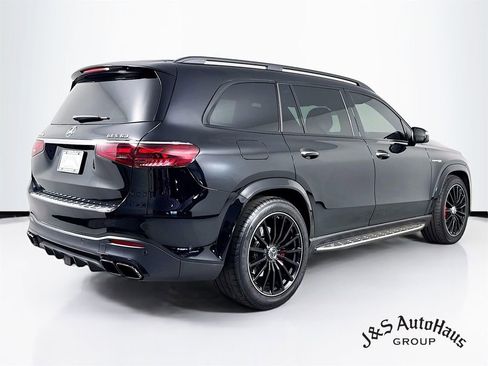 Used 2024 Mercedes-Benz GLS 63 AMG 4MATIC image 7