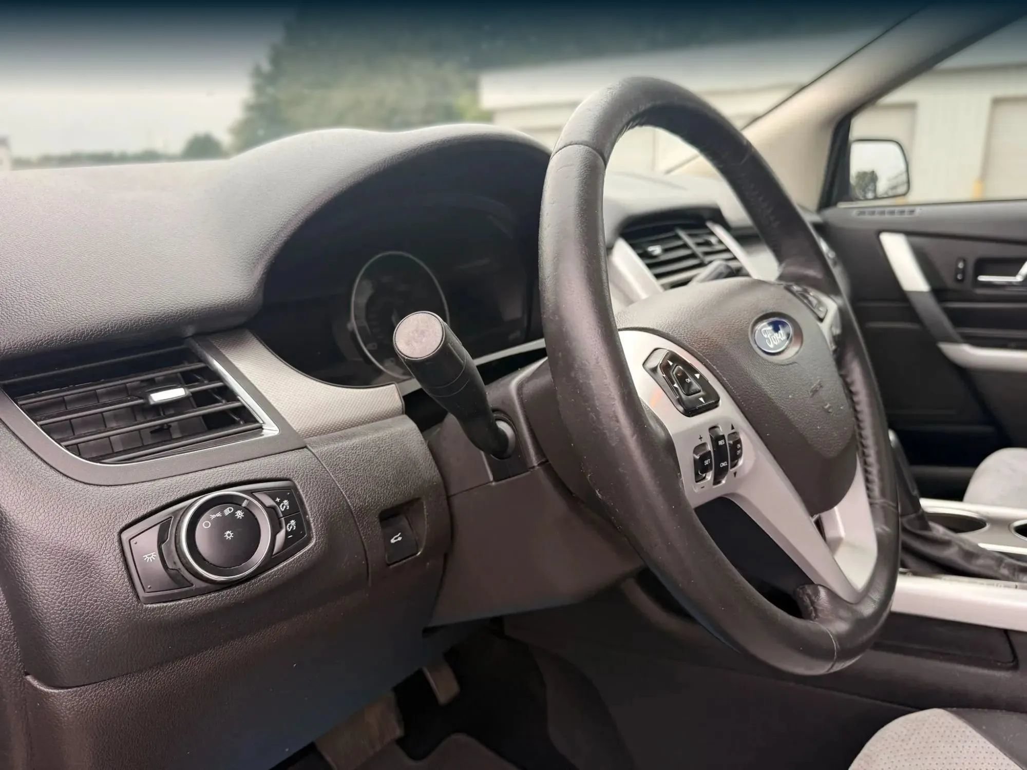 Used 2013 Ford Edge SEL AWD/4WD image 17