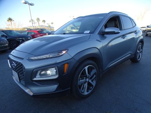 Used 2021 Hyundai Kona Limited AWD/4WD image 1