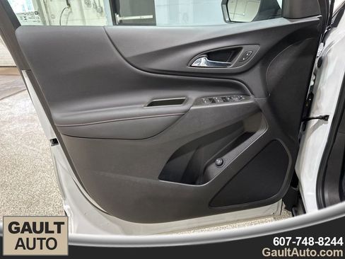 Used 2024 Chevrolet Equinox RS image 11