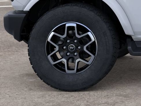 New 2026 Ford Bronco Outer Banks AWD/4WD image 23