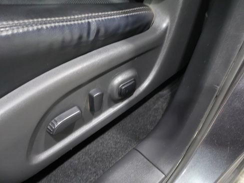 Used 2017 Nissan Pathfinder Platinum AWD/4WD image 12