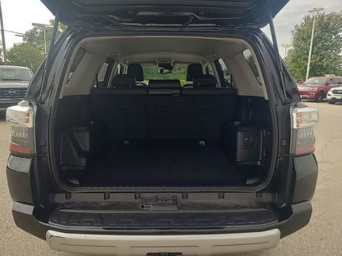 Used 2024 Toyota 4Runner TRD Off-Road Premium image 24