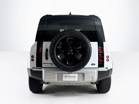 Used 2020 Land Rover Defender 110 S image 4