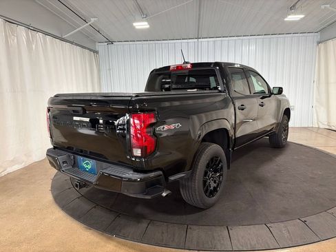 Certified 2026 Chevrolet Colorado W/T w/ WT Custom Package AWD/4WD image 9