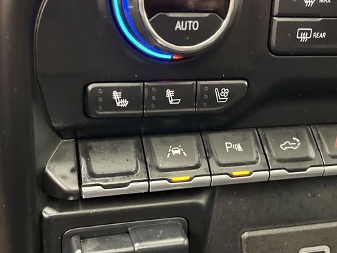 Certified 2021 Chevrolet Silverado 1500 High Country AWD/4WD image 25