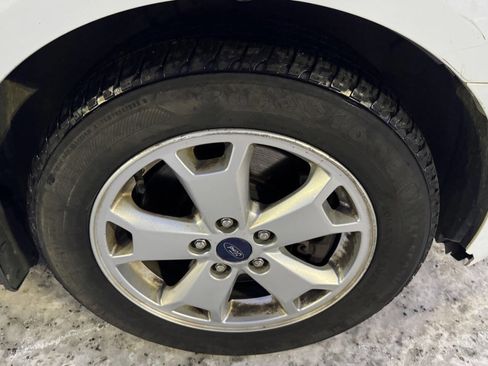 Used 2018 Ford Transit Connect XLT image 17