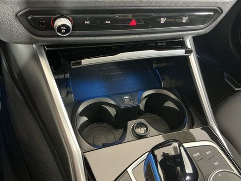 Certified 2023 BMW i4 eDrive35 image 17