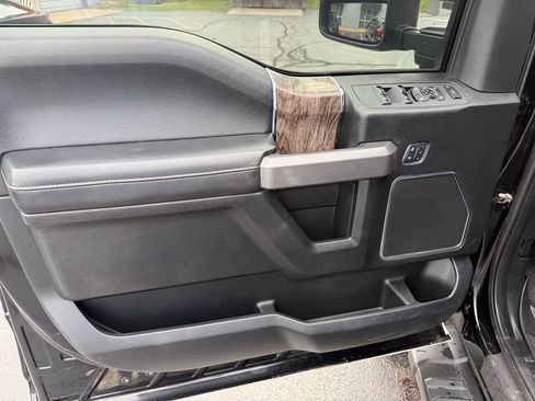 Used 2018 Ford F250 XLT w/ XLT Value Package AWD/4WD image 14