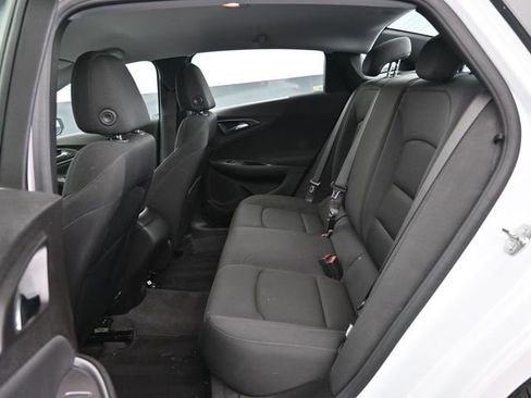 Used 2025 Chevrolet Malibu LS FWD image 28