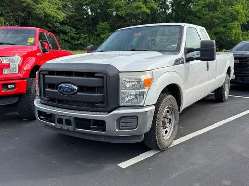Used 2012 Ford F250 XL w/ XL Value Pkg RWD image 2