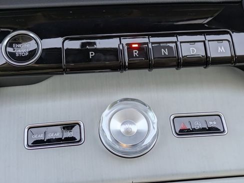 New 2025 Lincoln Navigator Reserve image 21