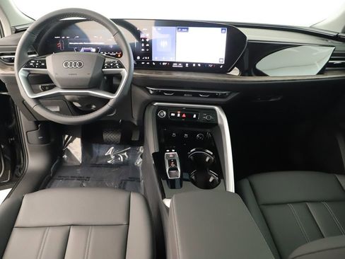 New 2025 Audi Q5 Premium image 18