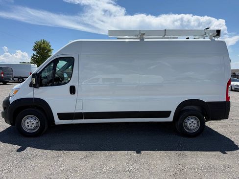 Used 2023 RAM ProMaster 2500 FWD image 6