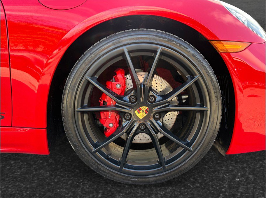 Used 2018 Porsche 718 Cayman GTS RWD image 12