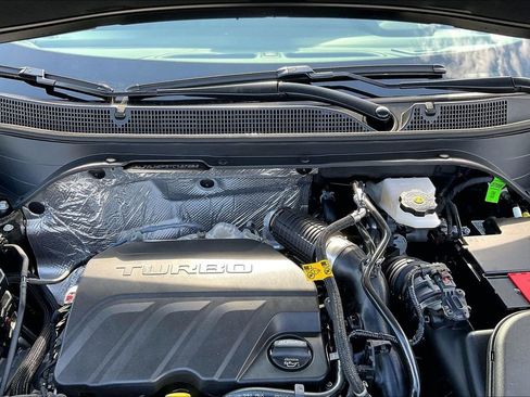 New 2026 Chevrolet Trax LT w/ Driver Confidence Package FWD image 12