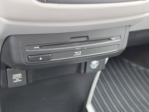 Used 2018 Honda Odyssey EX-L image 29