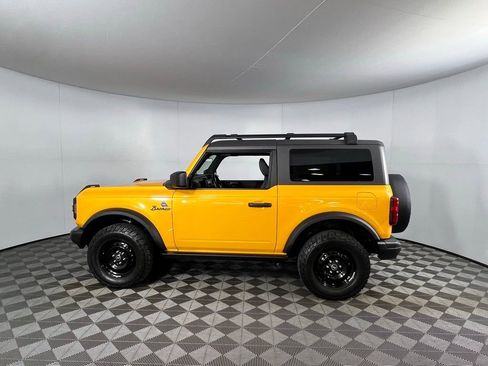 Used 2022 Ford Bronco Black Diamond image 10