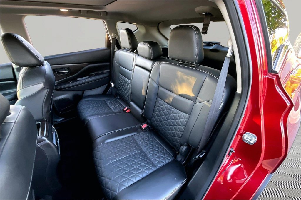 Used 2023 Nissan Murano Platinum w/ Cargo Package AWD/4WD image 19
