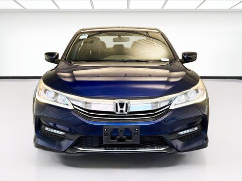 Used 2016 Honda Accord Sport image 2