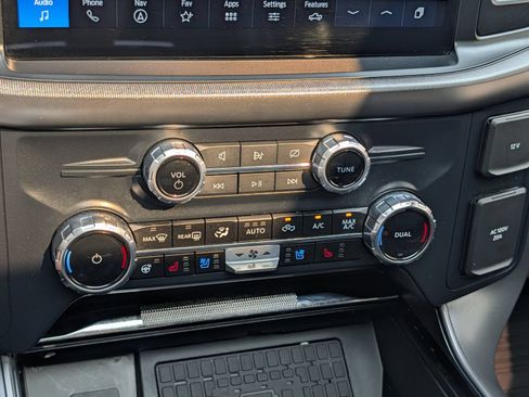 Certified 2024 Ford F150 Lariat w/ Equipment Group 502A High AWD/4WD image 28