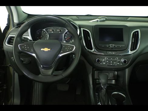 Used 2023 Chevrolet Equinox LT AWD/4WD image 17