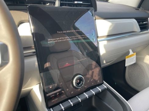 New 2026 GMC Terrain Denali w/ LPO, Black Badging Package image 20