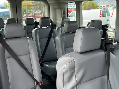 Used 2017 Ford Transit 350 XL image 13