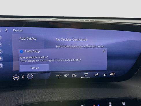 Used 2025 Buick Enclave Preferred FWD image 19