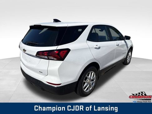 Used 2023 Chevrolet Equinox LS AWD/4WD image 8