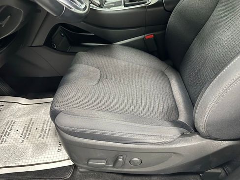 Used 2022 Hyundai Santa Fe SEL w/ Convenience Package AWD/4WD image 12