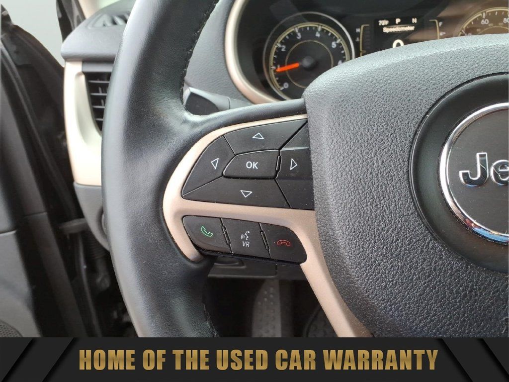 Used 2015 Jeep Cherokee Latitude w/ Cold Weather Group FWD image 21