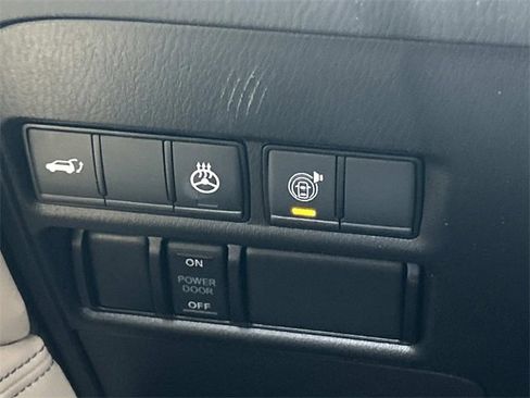 Used 2024 Nissan Armada Platinum w/ Captain's Chairs Package image 30