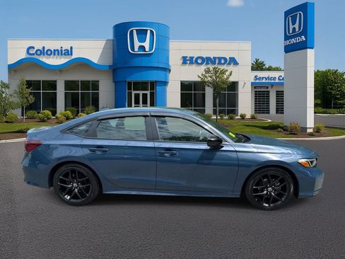 Used 2025 Honda Civic Sport image 8