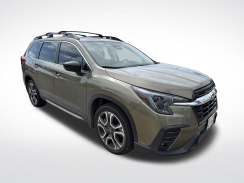 Used 2024 Subaru Ascent Limited w/ Technology Package AWD/4WD image 3