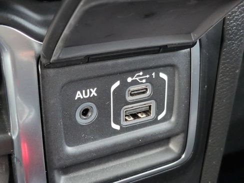 Used 2023 Jeep Gladiator Mojave w/ Cold Weather Group AWD/4WD image 22