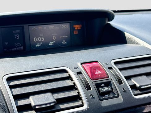 Used 2015 Subaru Crosstrek Touring image 10