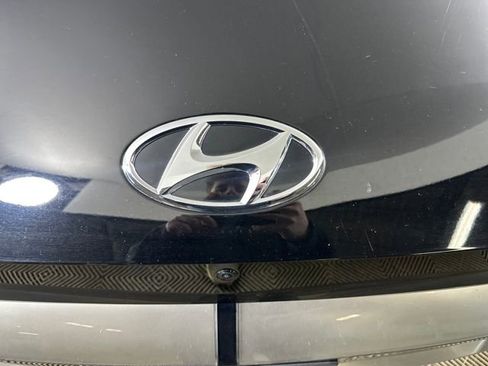 Used 2023 Hyundai Ioniq 5 Limited image 9