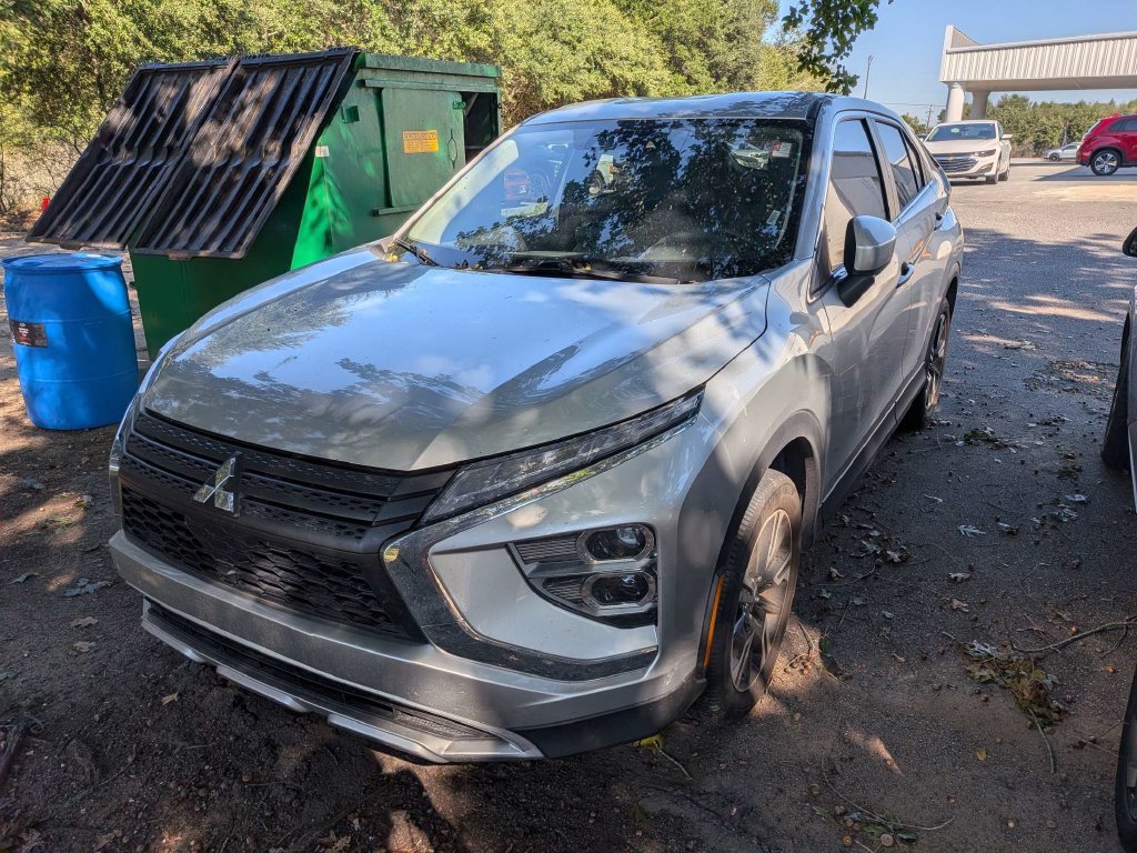 Used 2025 Mitsubishi Eclipse Cross AWD image 3