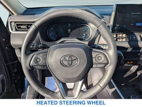 Used 2023 Toyota RAV4 XLE Premium AWD/4WD image 19