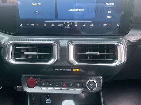 Used 2025 Ford Mustang GT Premium RWD image 42